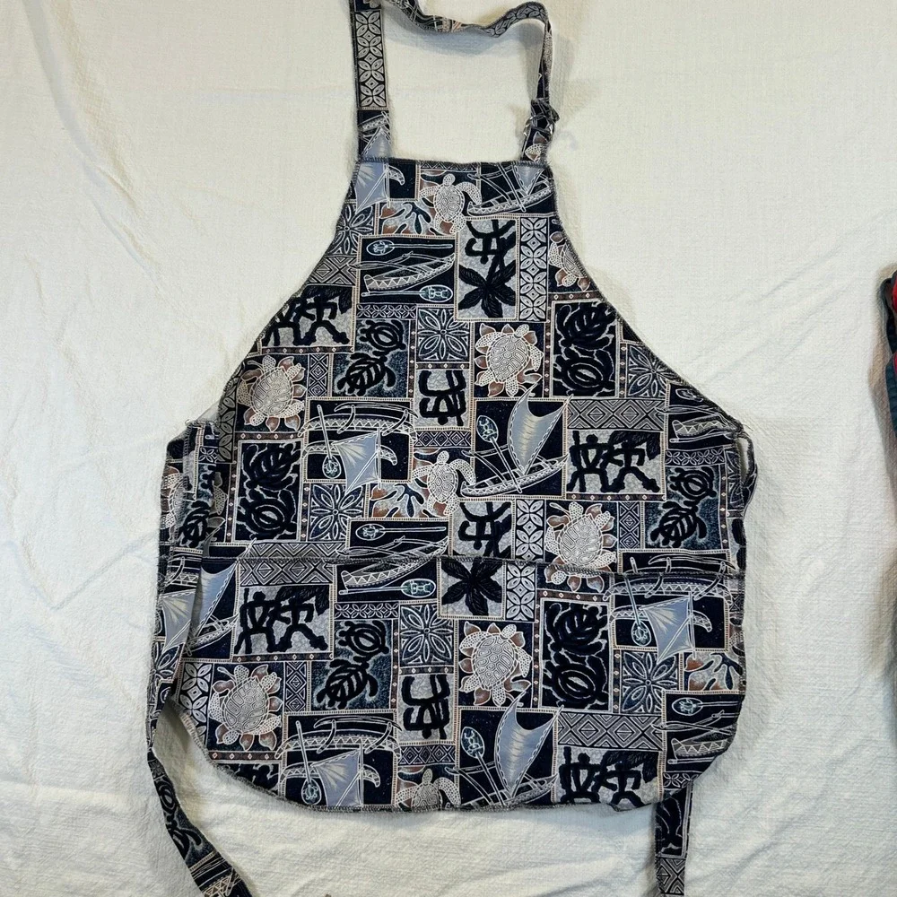 Lot of 4 Vintage Apron Liz Lauter Denim Cackleberry Home Egg Apron Christmas